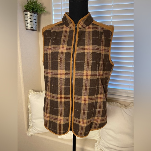 NWT Entro Sherpa Lined Plaid Vest - Picture 1 of 5